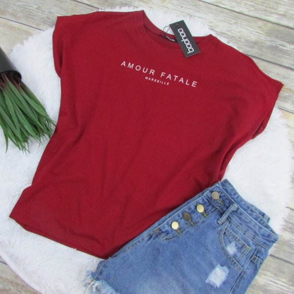 Boohoo Amour Fatale Graphic Tee Red - Picture 6 of 8
